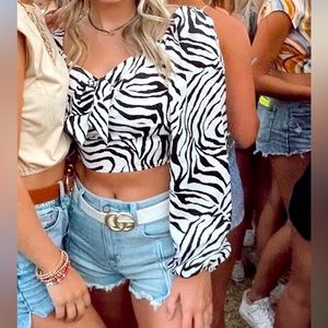 Zebra print crop long sleeve top!
